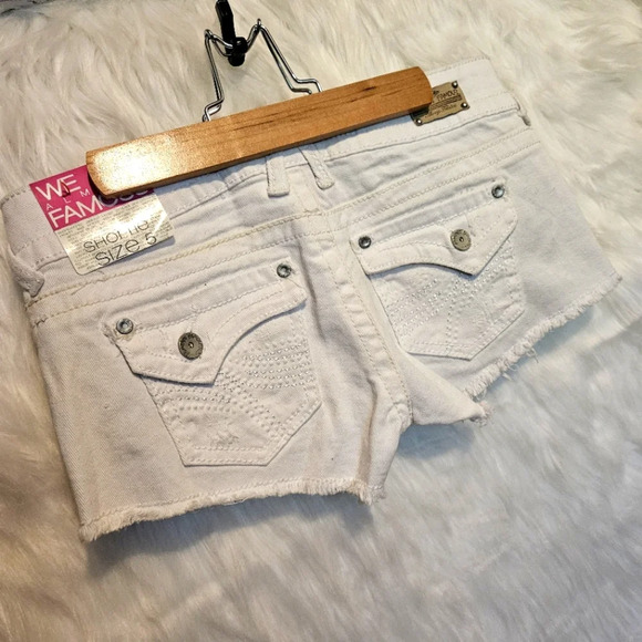 Almost Famous Shortie Boho Denim Shorts - Picture 3 of 7